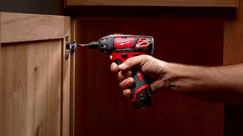 close up picture of cordless drill