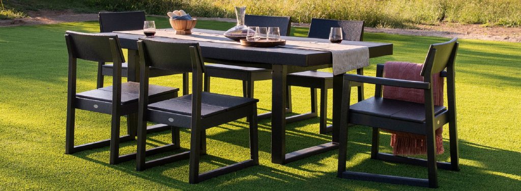 black outdoor dining set